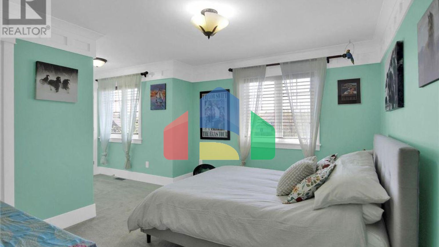 Residential - Single Family Home - Ottawa, Canada - Canada