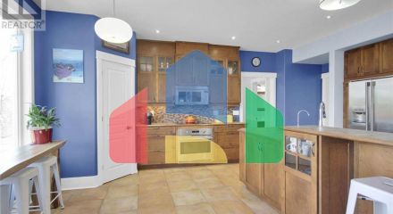 Residential - Single Family Home - Ottawa, Canada - Canada