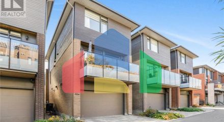 Residential - Single Family Home - Ottawa, Canada - Canada