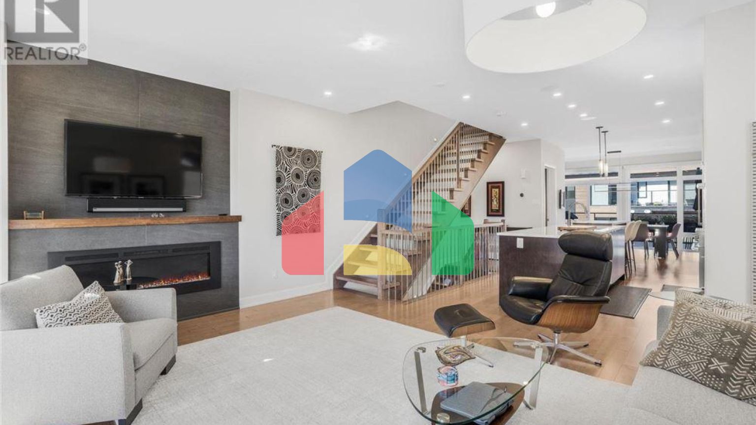 Residential - Single Family Home - Ottawa, Canada - Canada