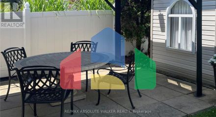 Residential - Single Family Home - Ottawa, Canada - Canada