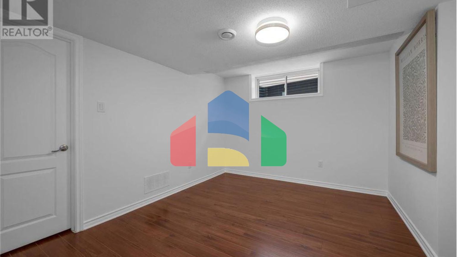 Residential - Single Family Home - Ottawa, Canada - Canada