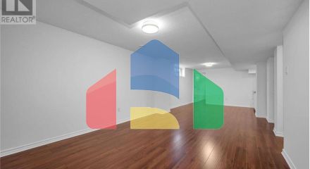 Residential - Single Family Home - Ottawa, Canada - Canada