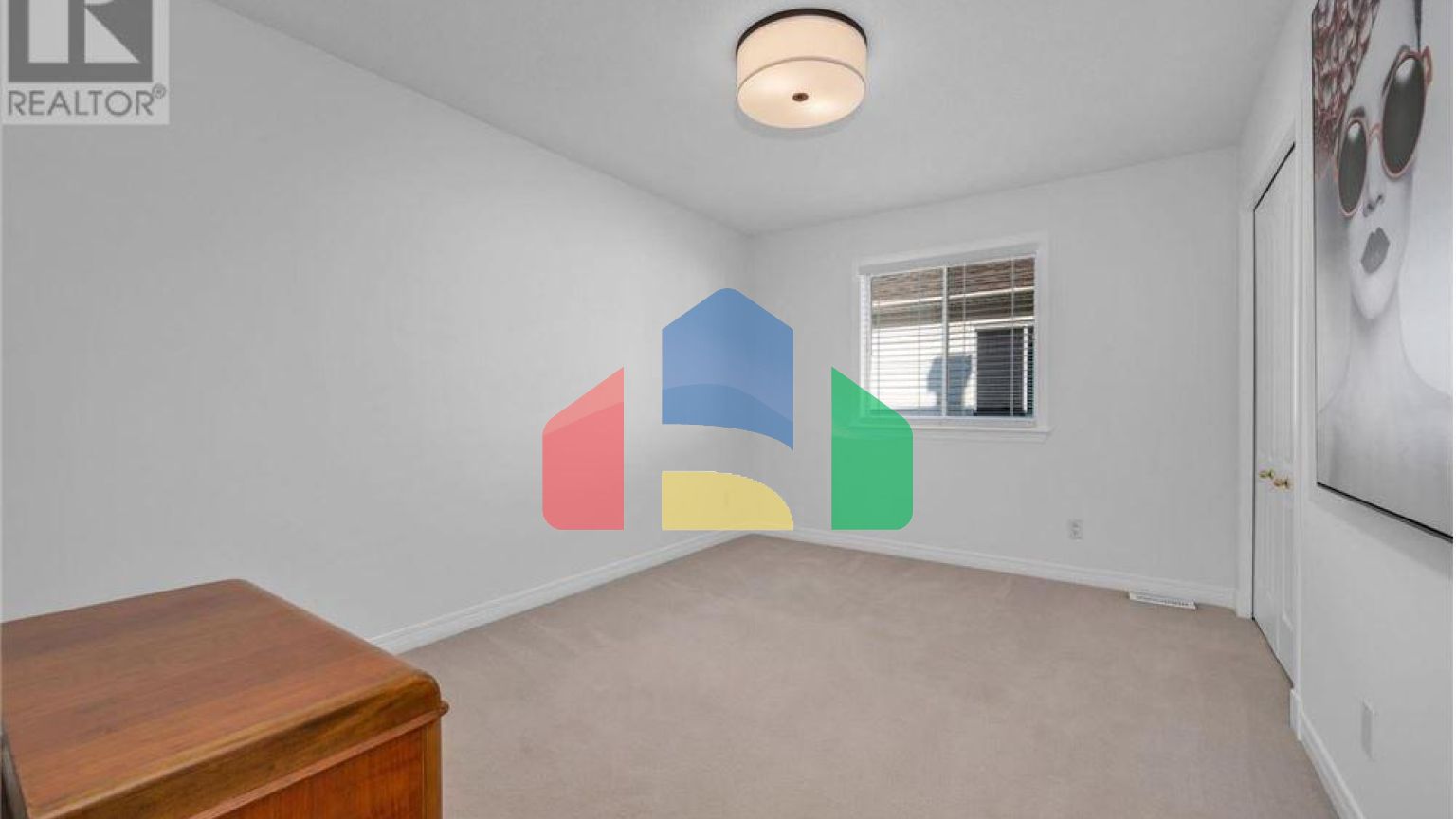 Residential - Single Family Home - Ottawa, Canada - Canada