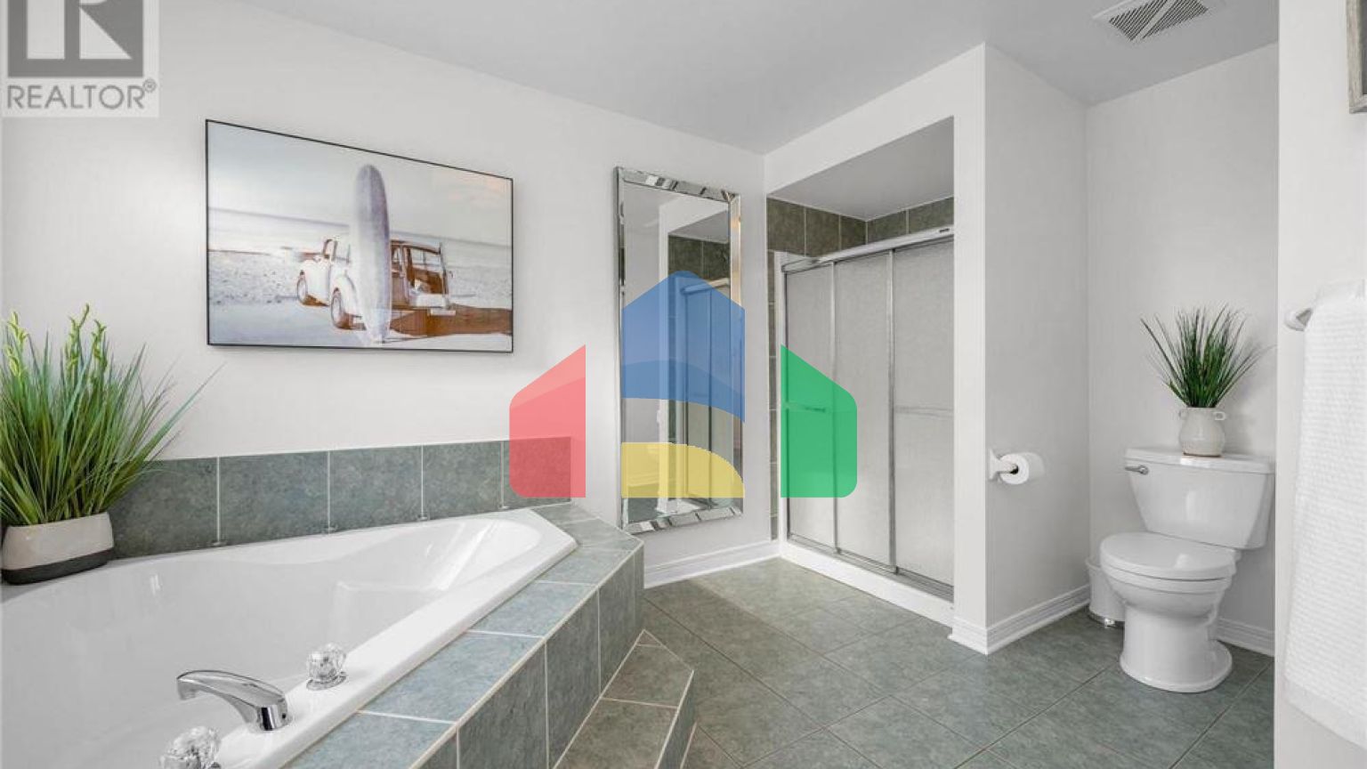 Residential - Single Family Home - Ottawa, Canada - Canada