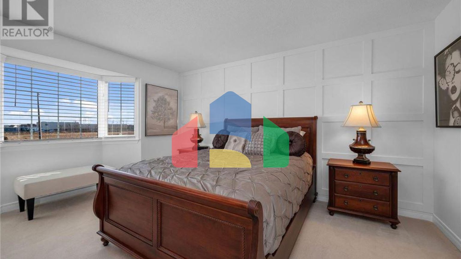 Residential - Single Family Home - Ottawa, Canada - Canada