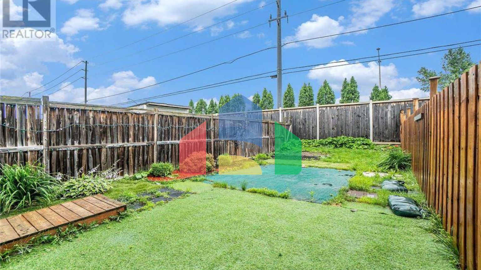 Residential - Single Family Home - Ottawa, Canada - Canada