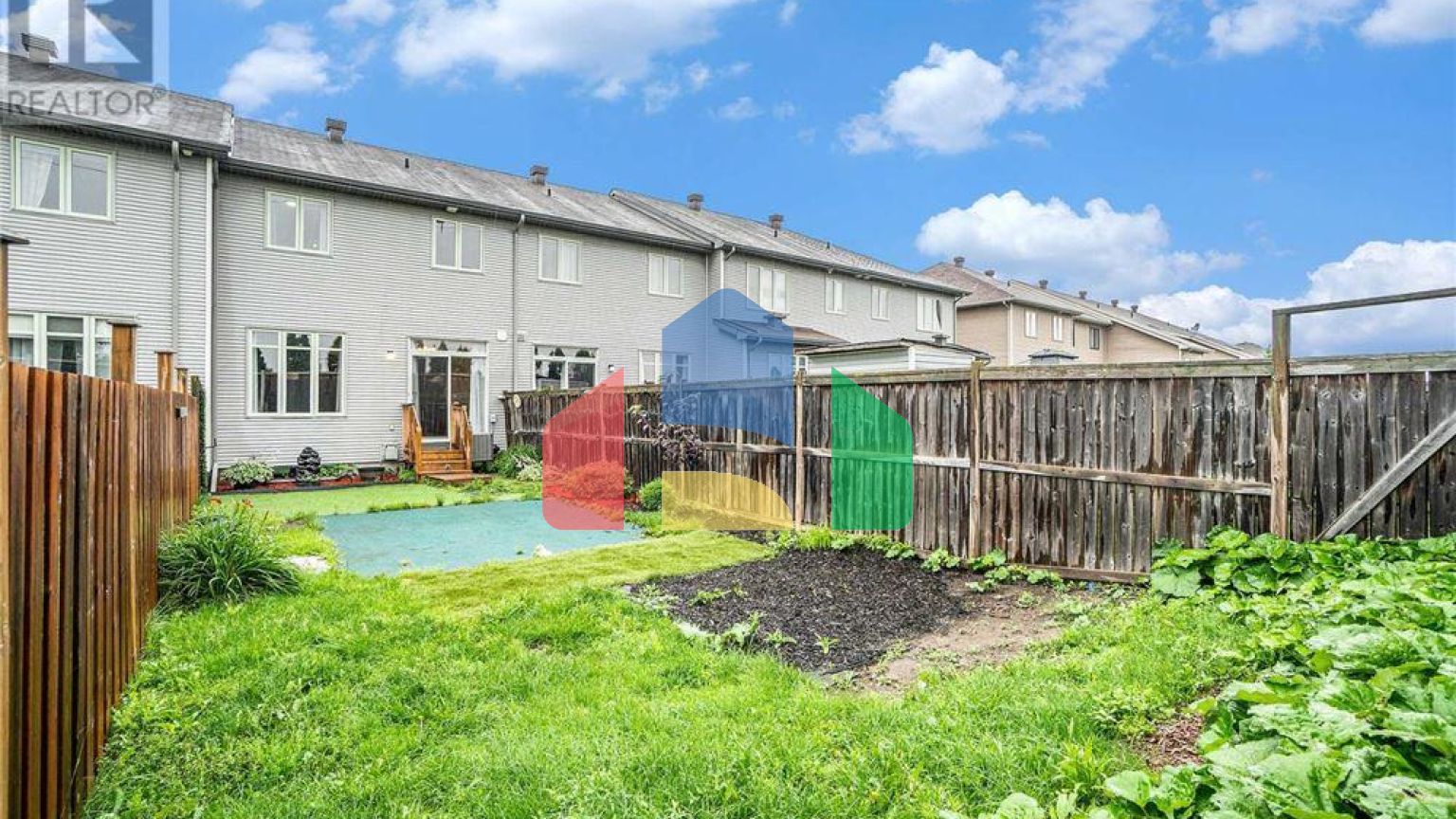 Residential - Single Family Home - Ottawa, Canada - Canada