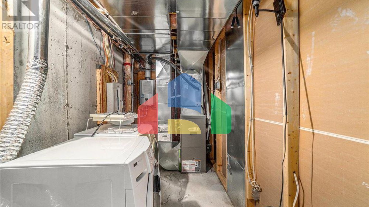 Residential - Single Family Home - Ottawa, Canada - Canada