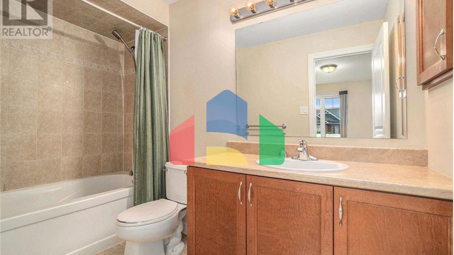 Residential - Single Family Home - Ottawa, Canada - Canada