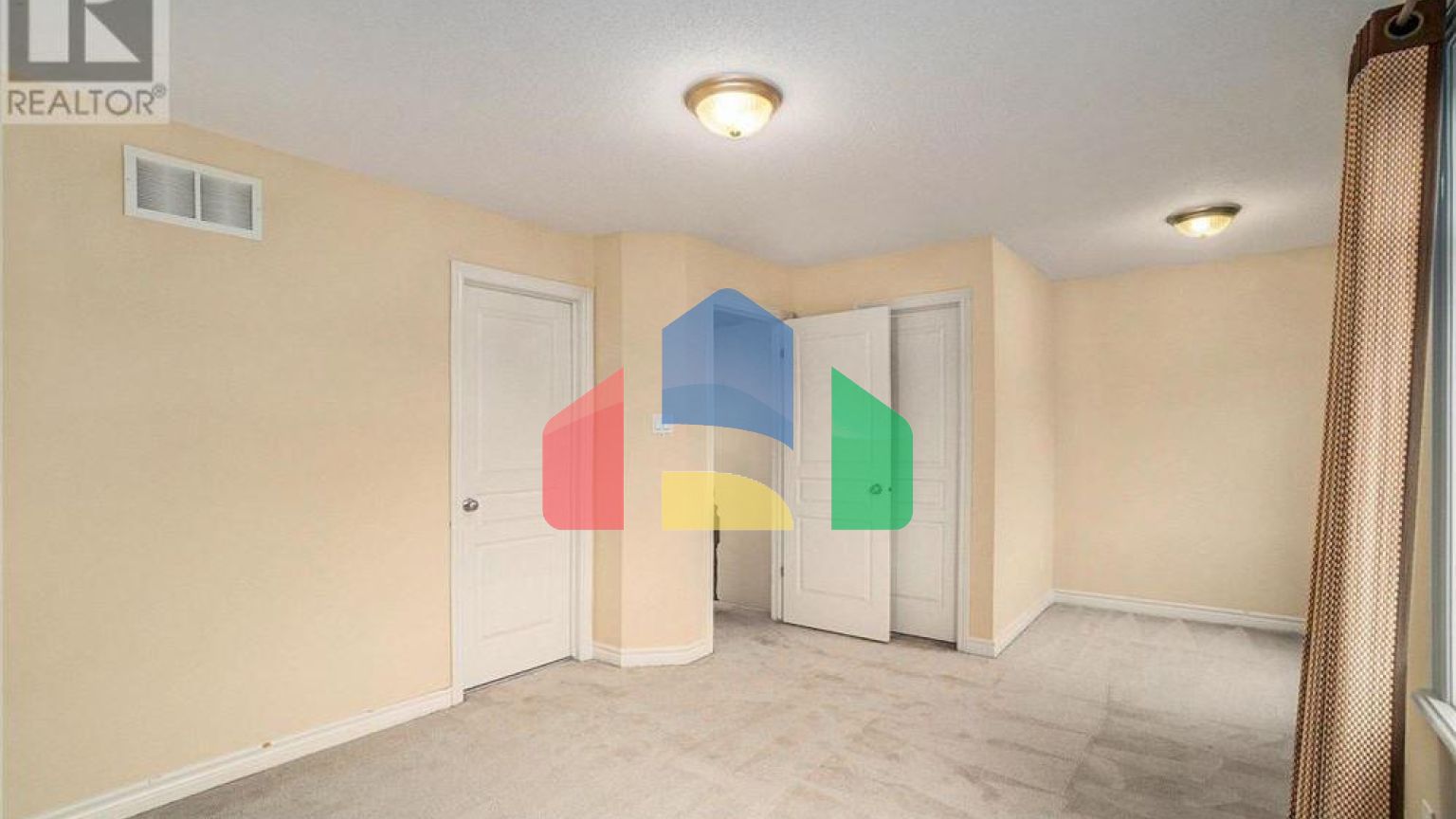 Residential - Single Family Home - Ottawa, Canada - Canada