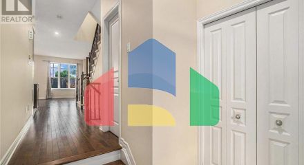 Residential - Single Family Home - Ottawa, Canada - Canada