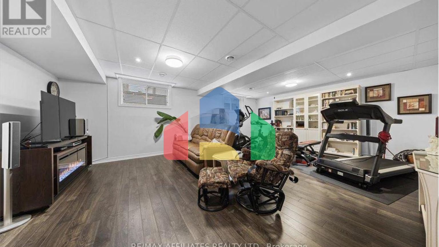 Residential - Single Family Home - Ottawa, Canada - Canada