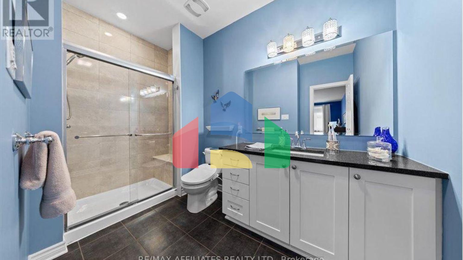 Residential - Single Family Home - Ottawa, Canada - Canada