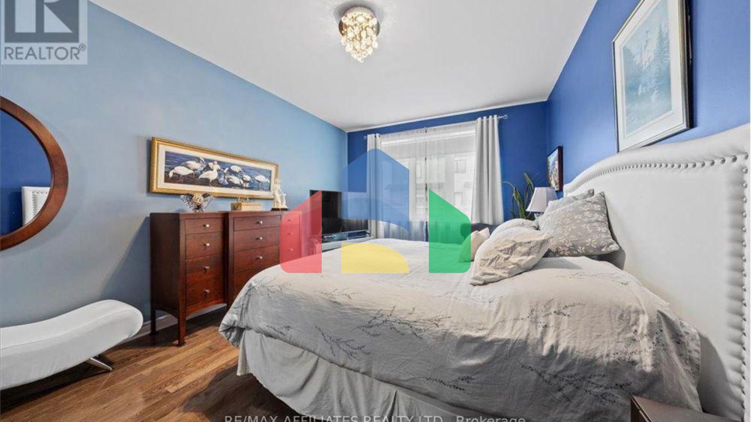 Residential - Single Family Home - Ottawa, Canada - Canada