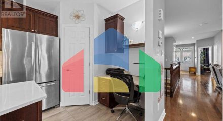 Residential - Single Family Home - Ottawa, Canada - Canada