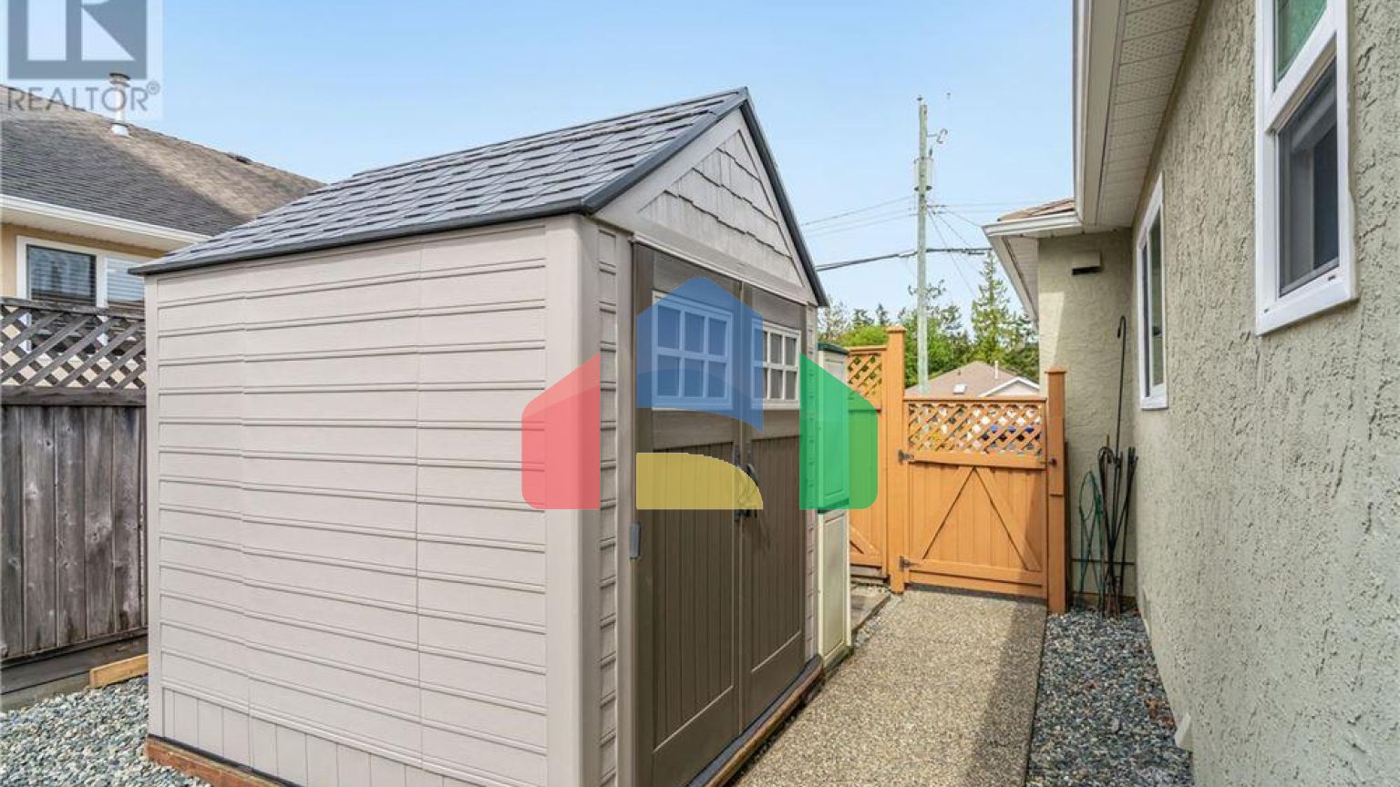 Residential - Single Family Home - Parksville, Canada - Canada