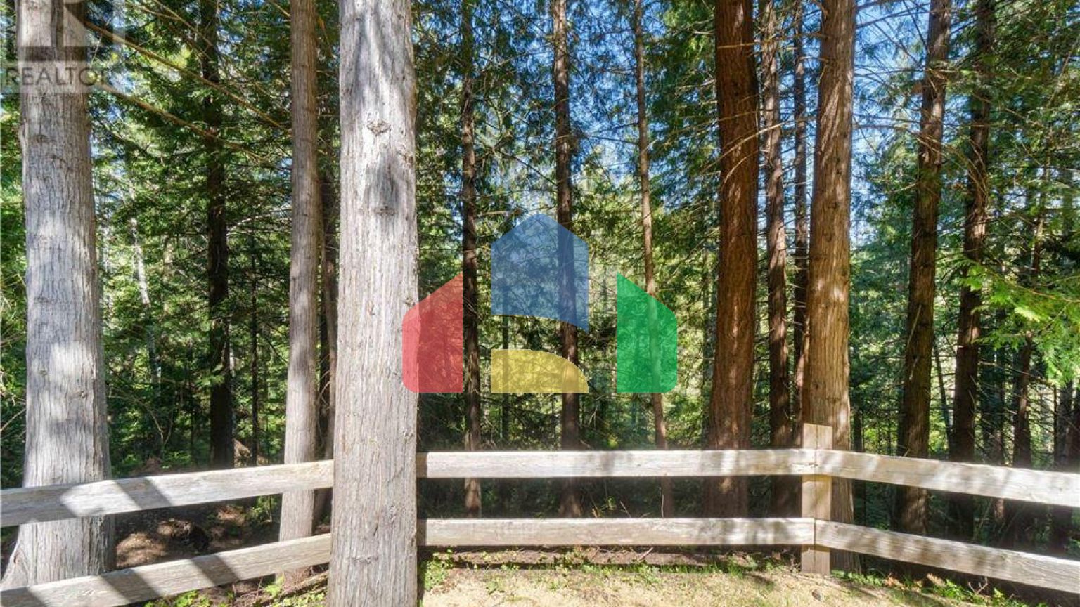 Residential - Condo/Apartment - Parksville, Canada - Canada