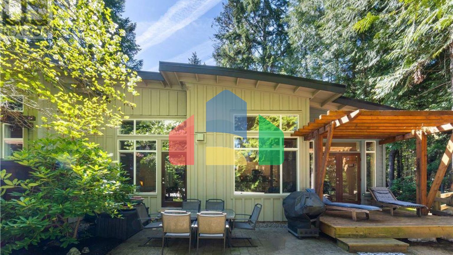 Residential - Condo/Apartment - Parksville, Canada - Canada