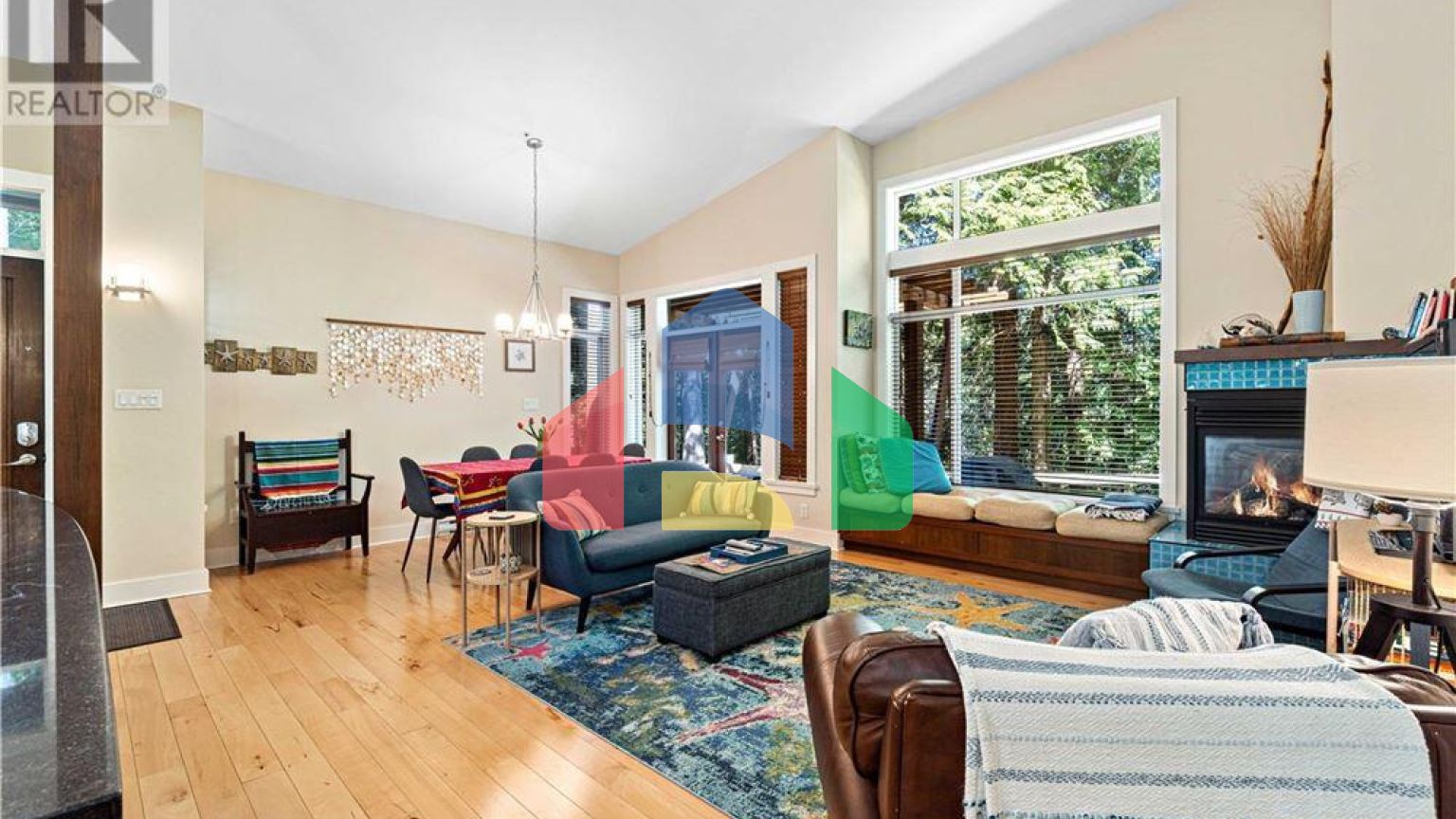 Residential - Condo/Apartment - Parksville, Canada - Canada