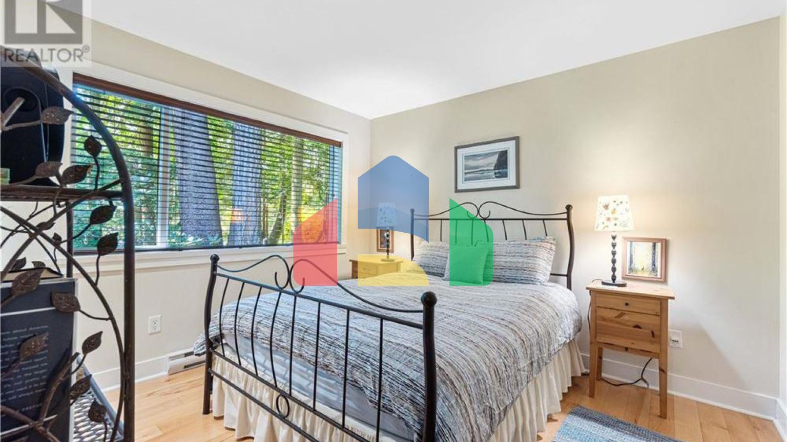 Residential - Condo/Apartment - Parksville, Canada - Canada