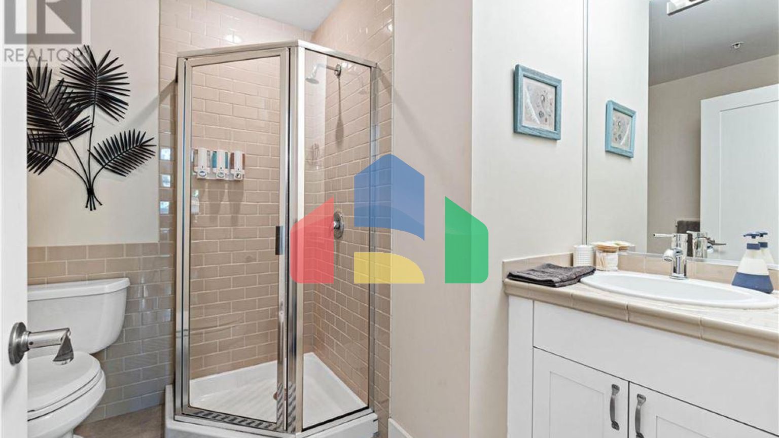 Residential - Condo/Apartment - Parksville, Canada - Canada