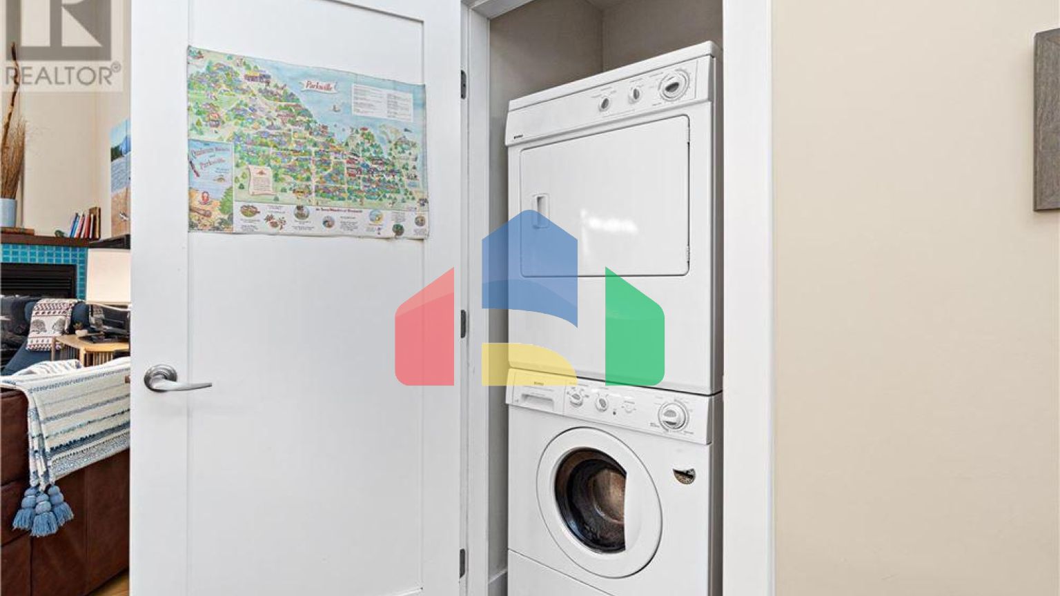 Residential - Condo/Apartment - Parksville, Canada - Canada