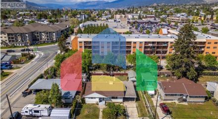 Residential - Single Family Home - Penticton, Canada - Canada