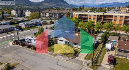 Residential - Single Family Home - Penticton, Canada - Canada