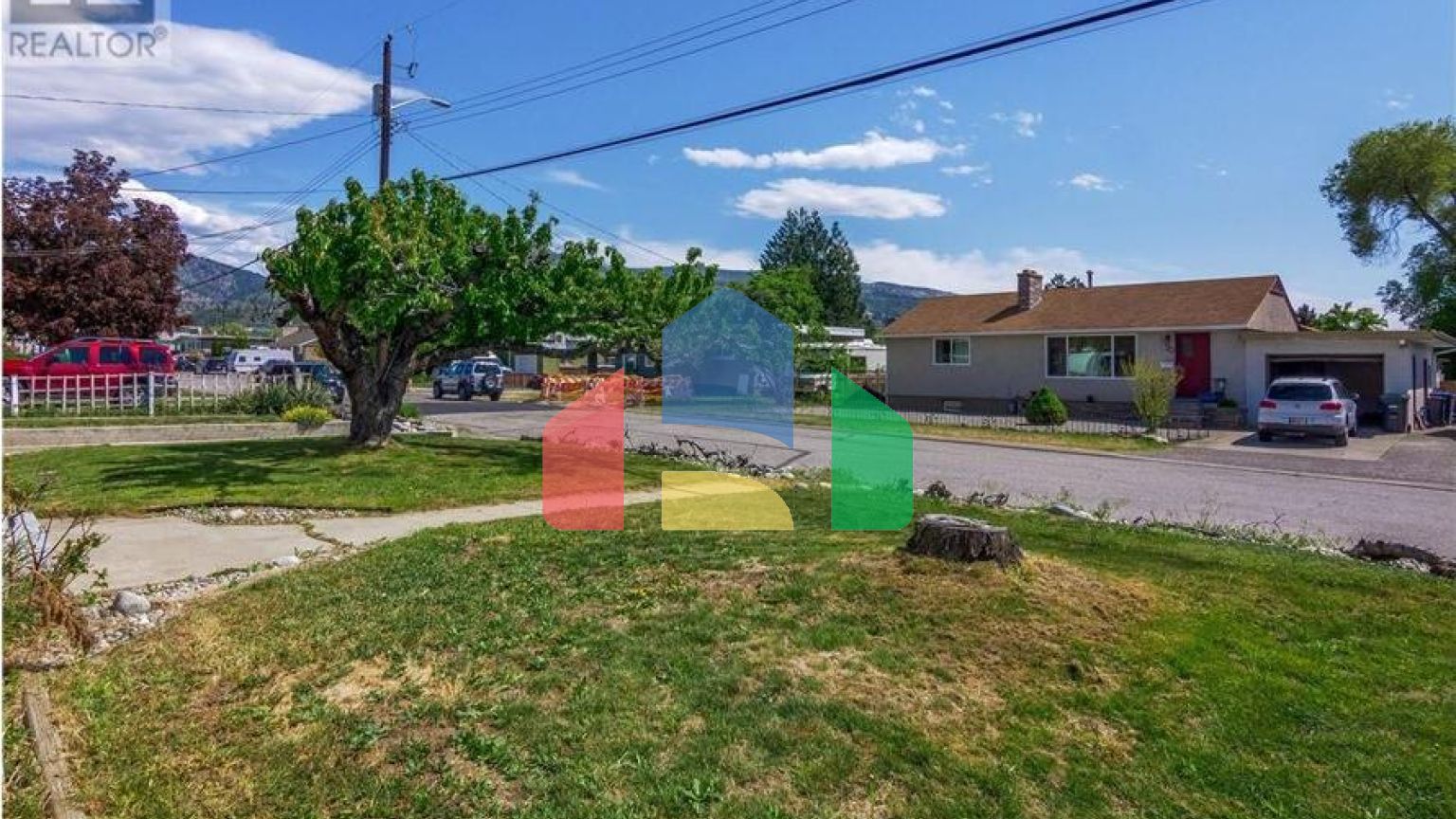 Residential - Single Family Home - Penticton, Canada - Canada