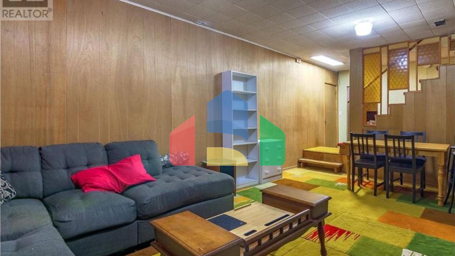 Residential - Single Family Home - Penticton, Canada - Canada