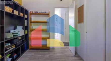 Residential - Single Family Home - Penticton, Canada - Canada