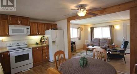 Residential - Single Family Home - Penticton, Canada - Canada