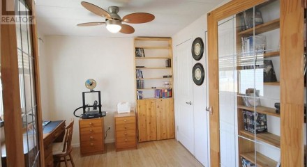 Residential - Single Family Home - Penticton, Canada - Canada