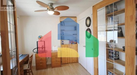 Residential - Single Family Home - Penticton, Canada - Canada