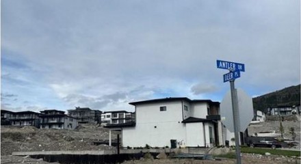 Residential - Vacant Land - Penticton, Canada - Canada