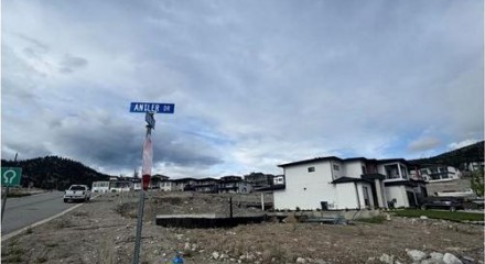Residential - Vacant Land - Penticton, Canada - Canada