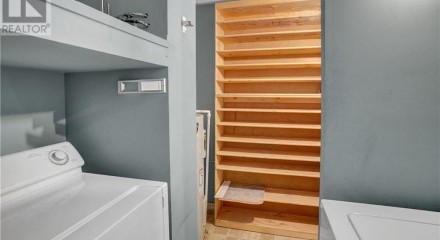 Residential - Condo/Apartment - Regina, Canada - Canada