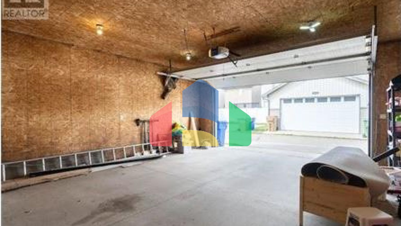 Residential - Single Family Home - Regina, Canada - Canada