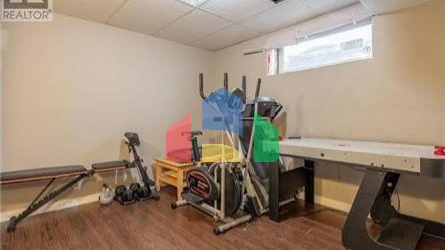 Residential - Single Family Home - Regina, Canada - Canada