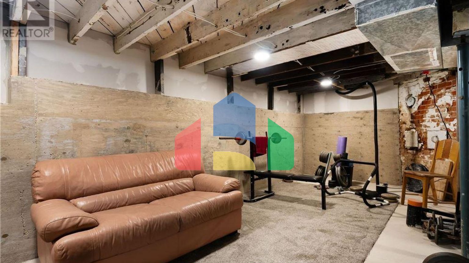 Residential - Single Family Home - Regina, Canada - Canada