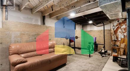 Residential - Single Family Home - Regina, Canada - Canada