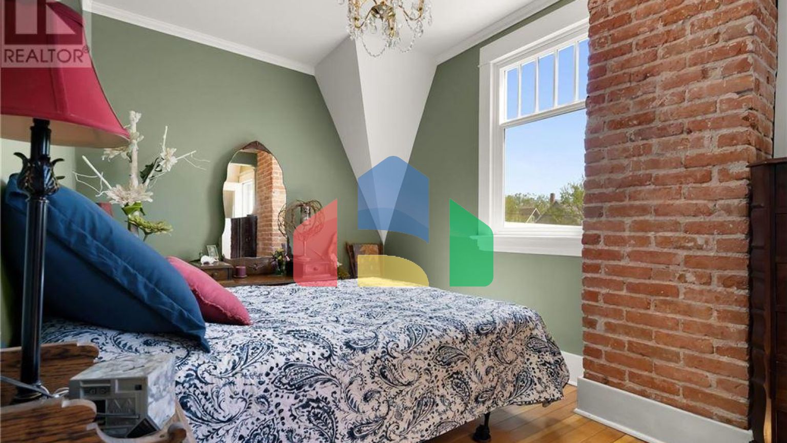 Residential - Single Family Home - Regina, Canada - Canada