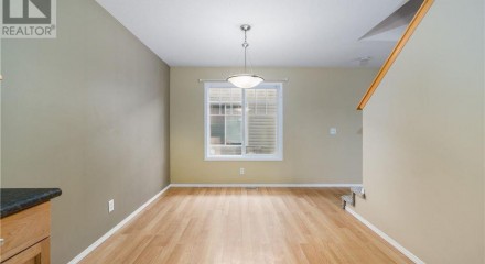 Residential - Townhouse - Regina, Canada - Canada