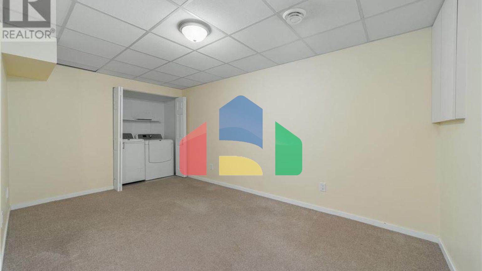 Residential - Townhouse - Regina, Canada - Canada