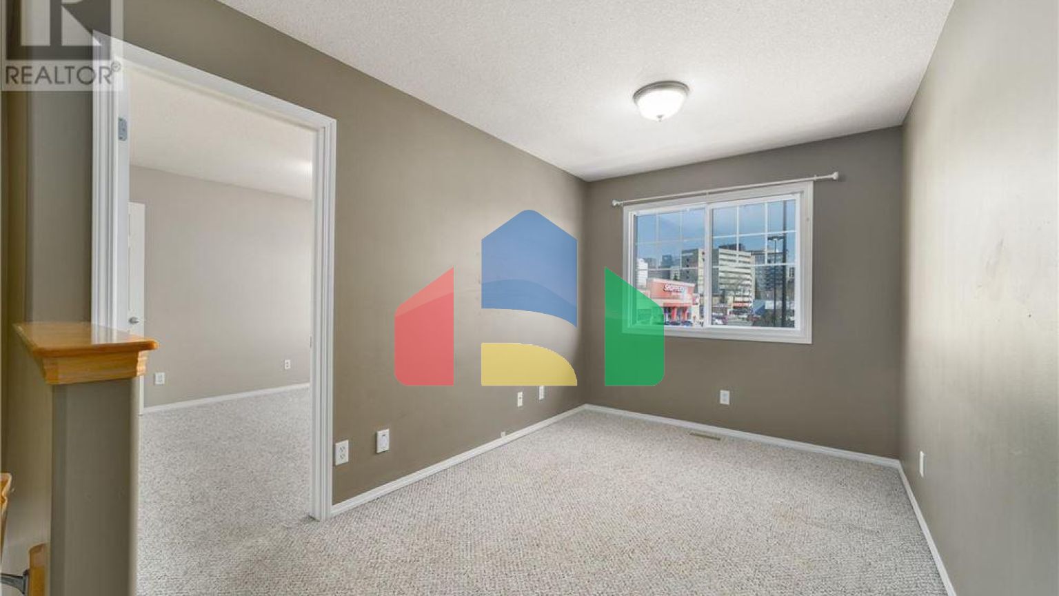 Residential - Townhouse - Regina, Canada - Canada