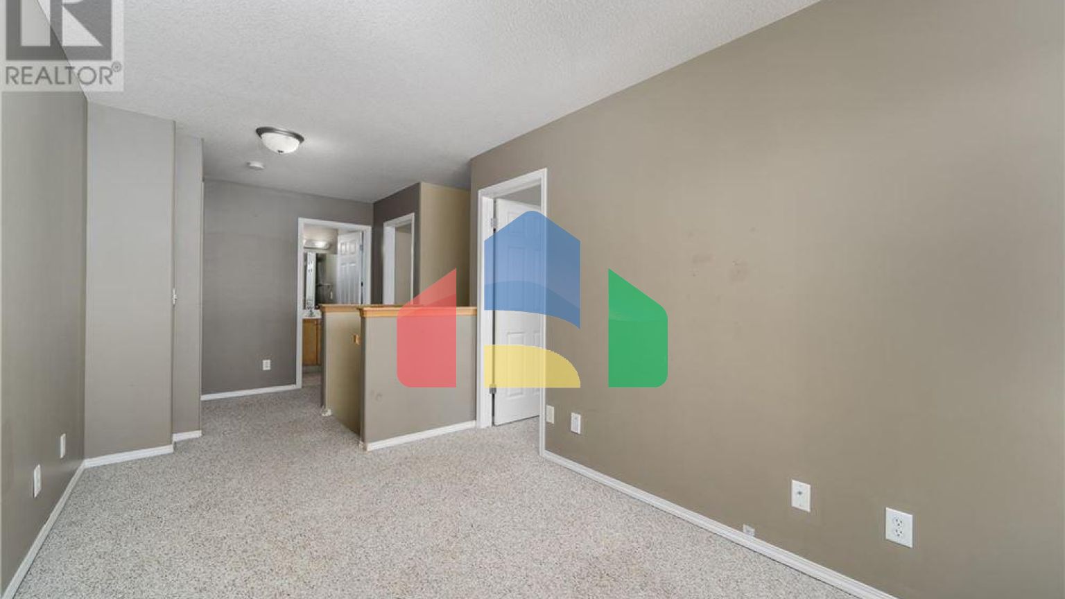 Residential - Townhouse - Regina, Canada - Canada