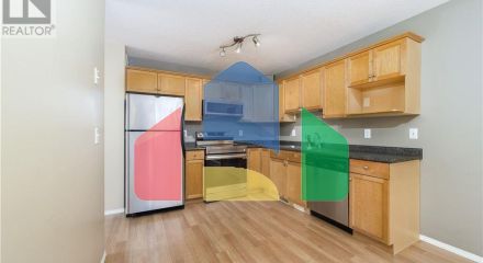 Residential - Townhouse - Regina, Canada - Canada