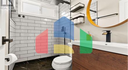 Residential - Single Family Home - Regina, Canada - Canada