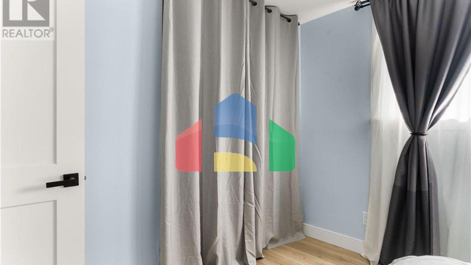 Residential - Single Family Home - Regina, Canada - Canada